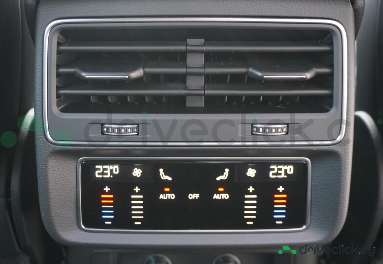 Audi Q7 Белый
