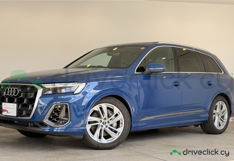 Audi Q7 Blue