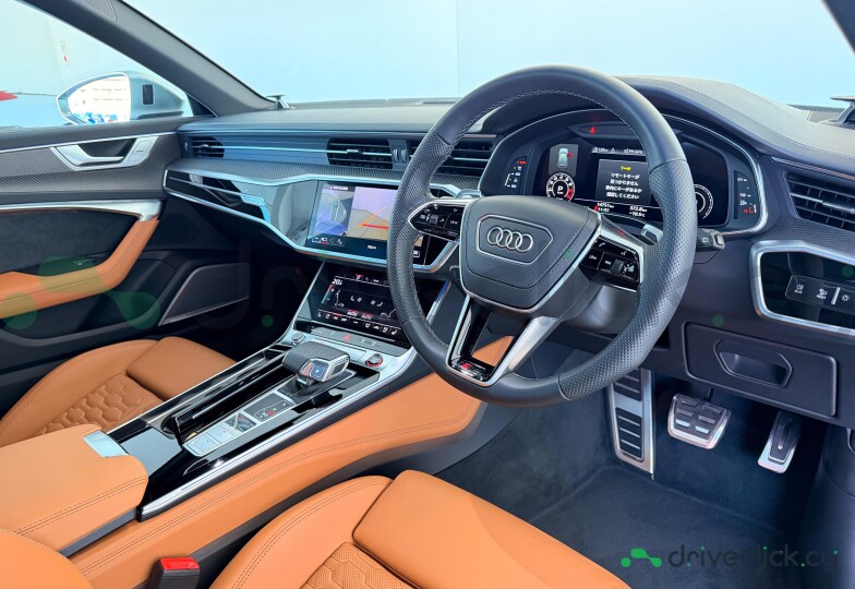 Audi RS6 Черный