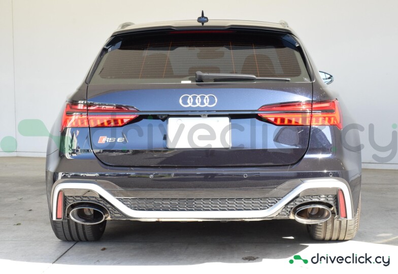 Audi RS6 Черный