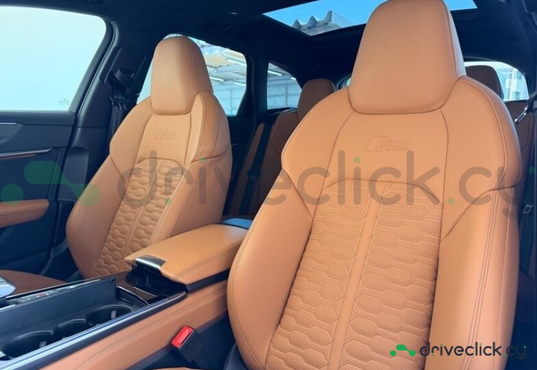 Audi RS6 Черный