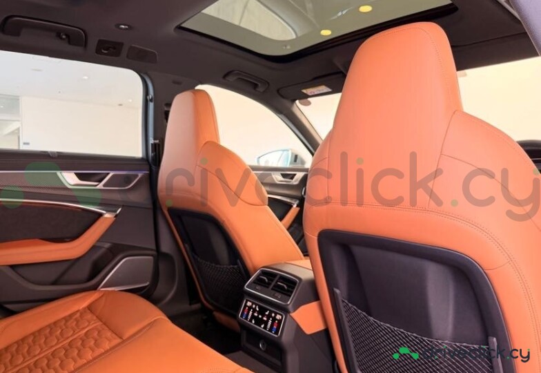 Audi RS6 Черный