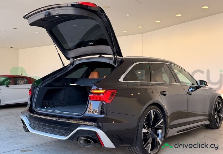 Audi RS6 Черный