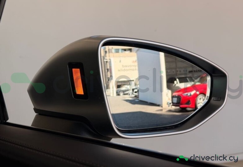 Audi RS6 Черный