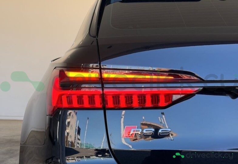 Audi RS6 Черный
