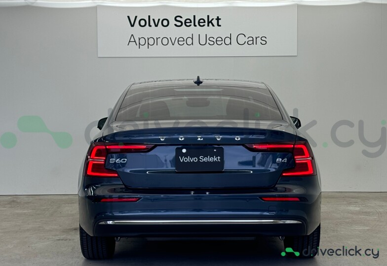 Volvo S60 Blue