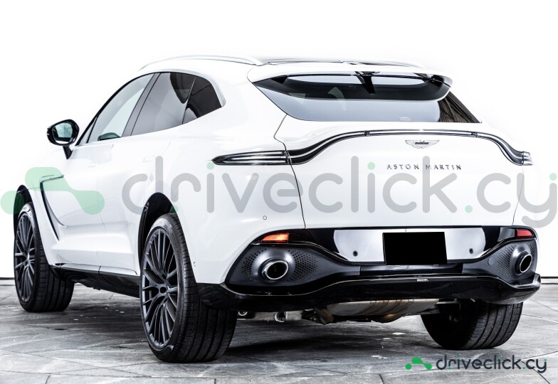 Aston Martin DBX White