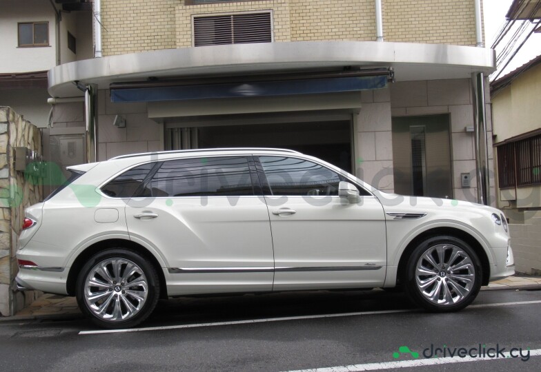 Bentley Bentayga White