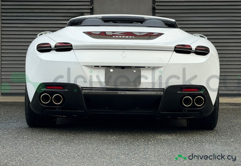 Ferrari Roma Белый