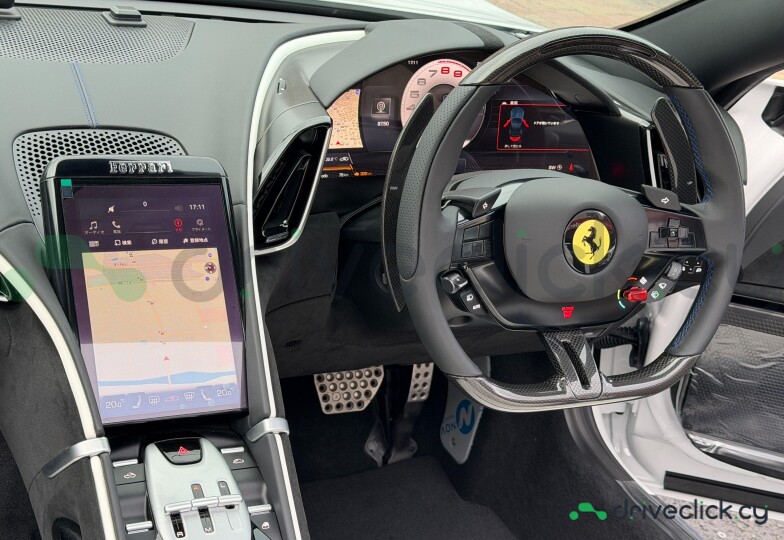 Ferrari Roma Белый