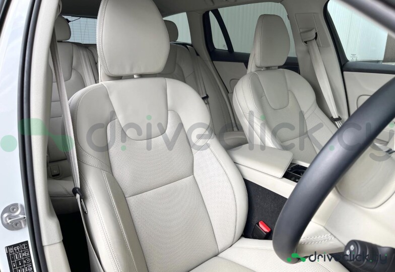 Volvo V60 White