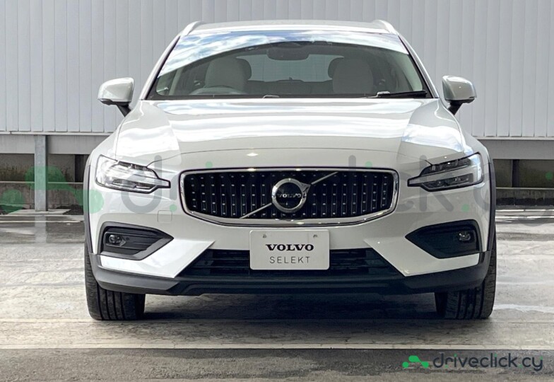 Volvo V60 White