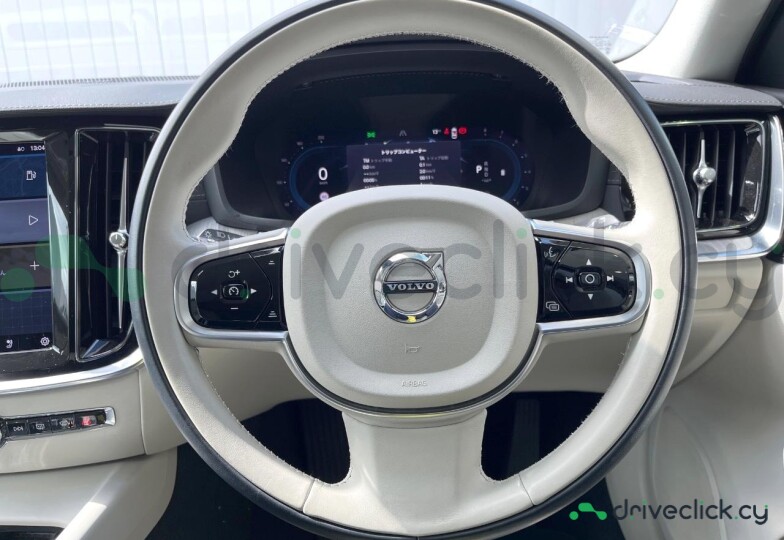 Volvo V60 White
