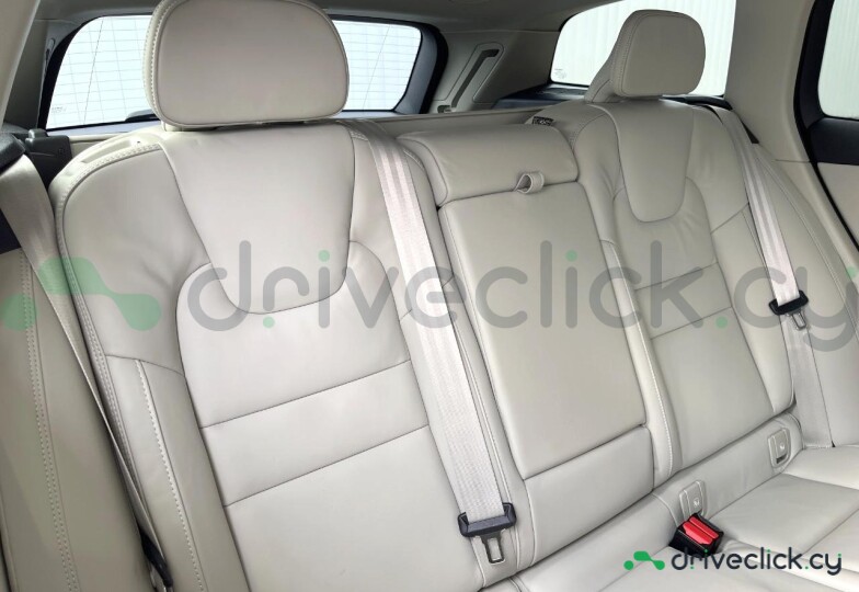 Volvo V60 White