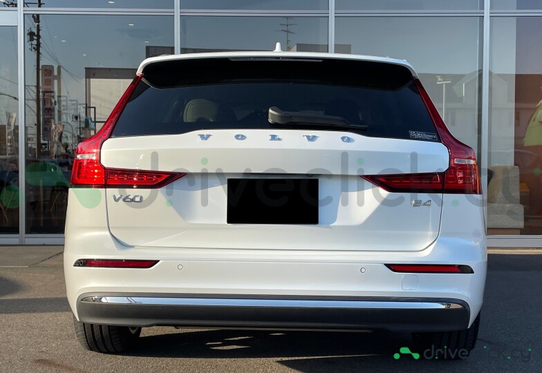 Volvo V60 White