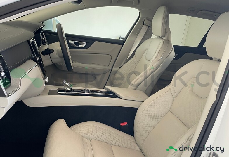 Volvo V60 White