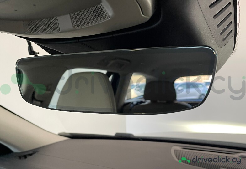 Volvo V60 White