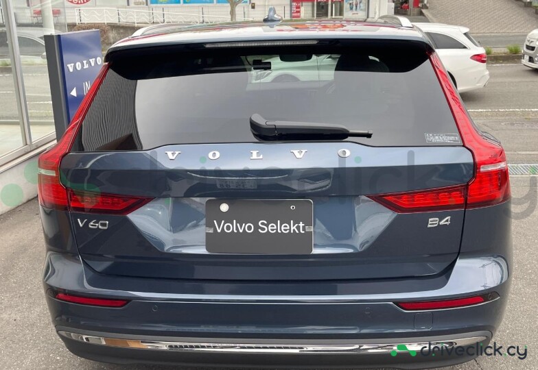 Volvo V60 Blue