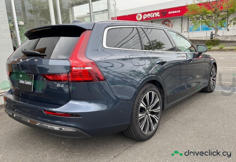 Volvo V60 Blue