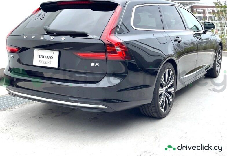 Volvo V90 Black