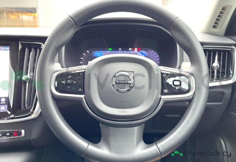 Volvo V90 Black
