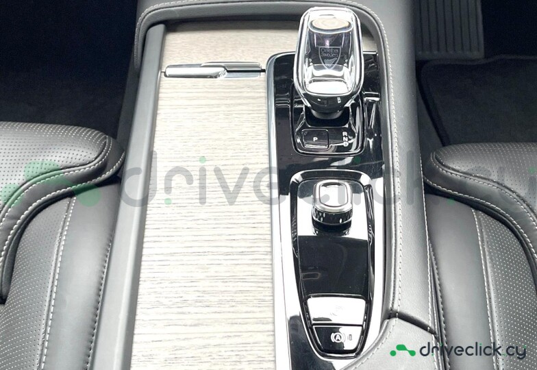 Volvo V90 Black