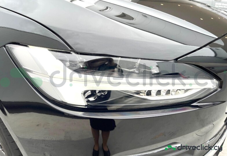 Volvo V90 Black