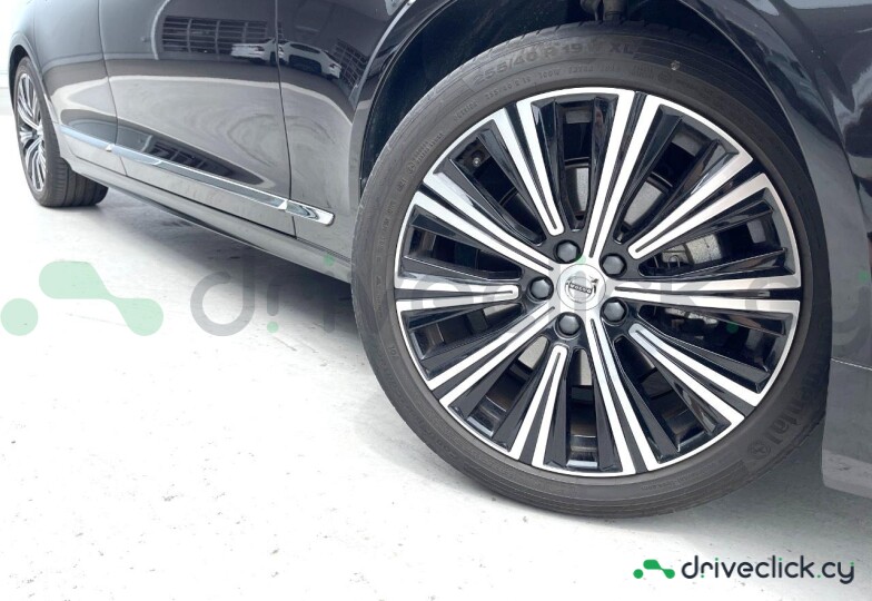 Volvo V90 Black