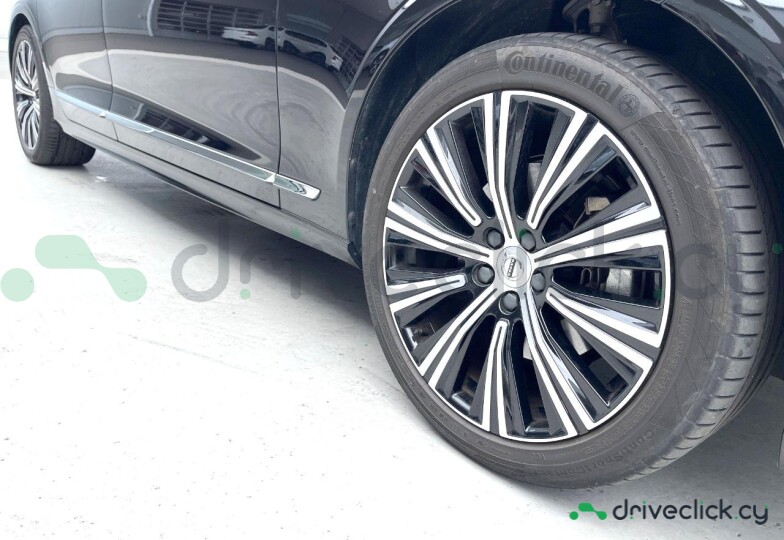 Volvo V90 Black