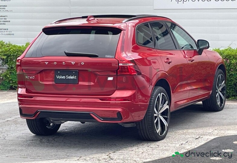 Volvo XC60 Red