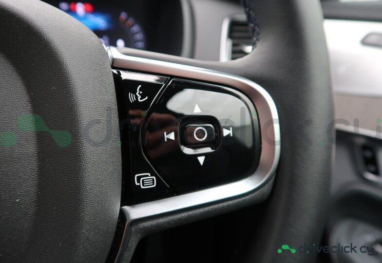 Volvo XC90 Серый