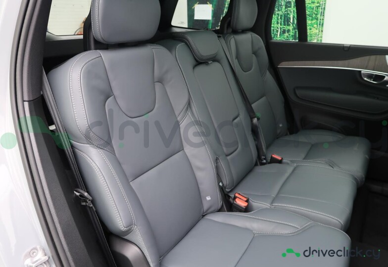 Volvo XC90 Серый
