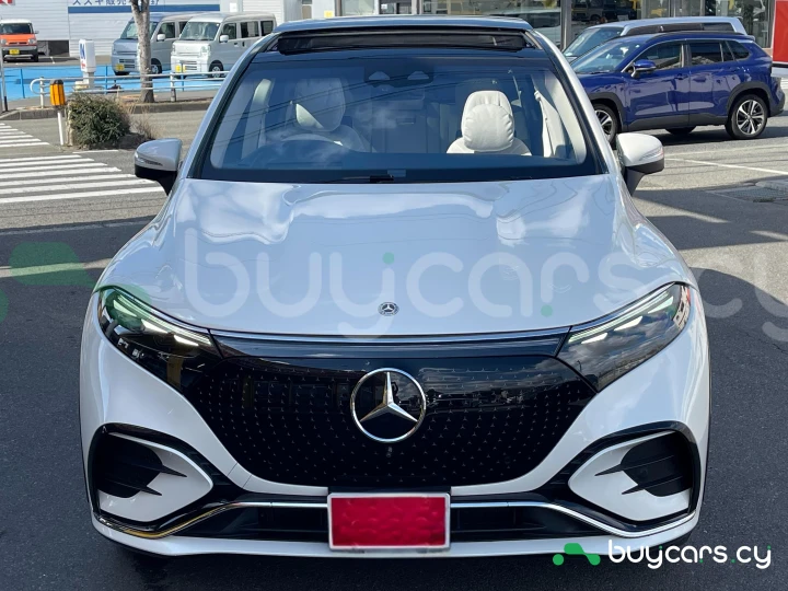 Mercedes EQS SUV White