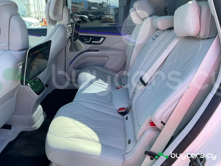 Mercedes EQS SUV White