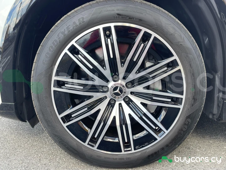 Mercedes EQS SUV White