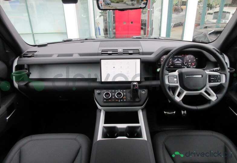 Land Rover Defender Black