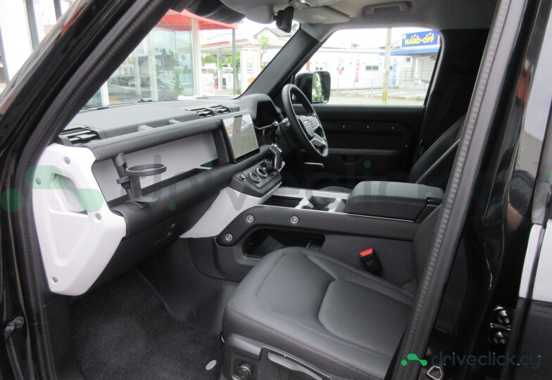 Land Rover Defender Black