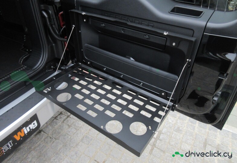 Land Rover Defender Black