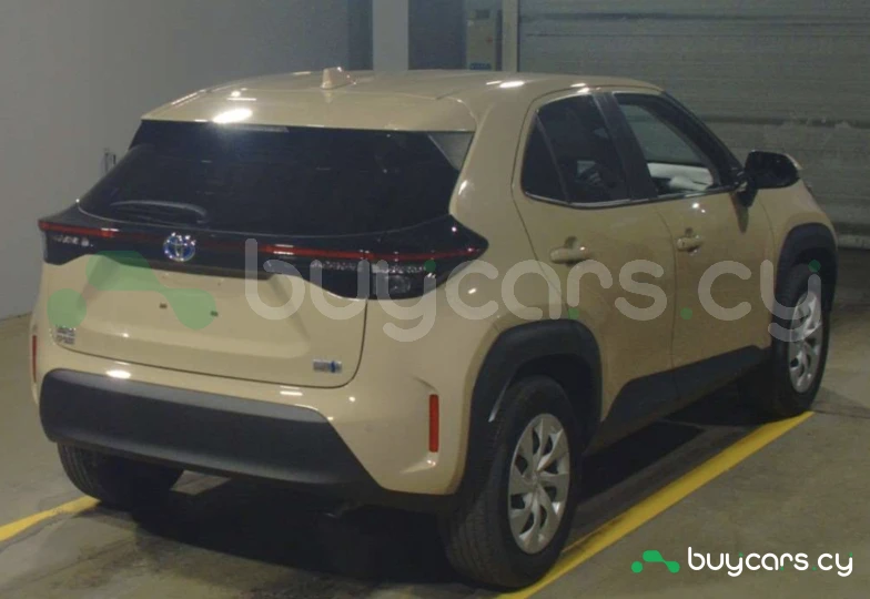 Toyota Yaris Cross Бежевый