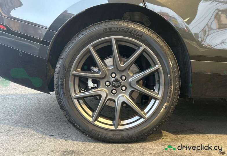 Land Rover Range Rover Velar Grey