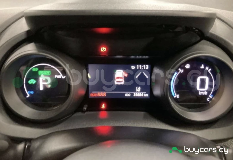 Toyota Yaris Cross Бежевый