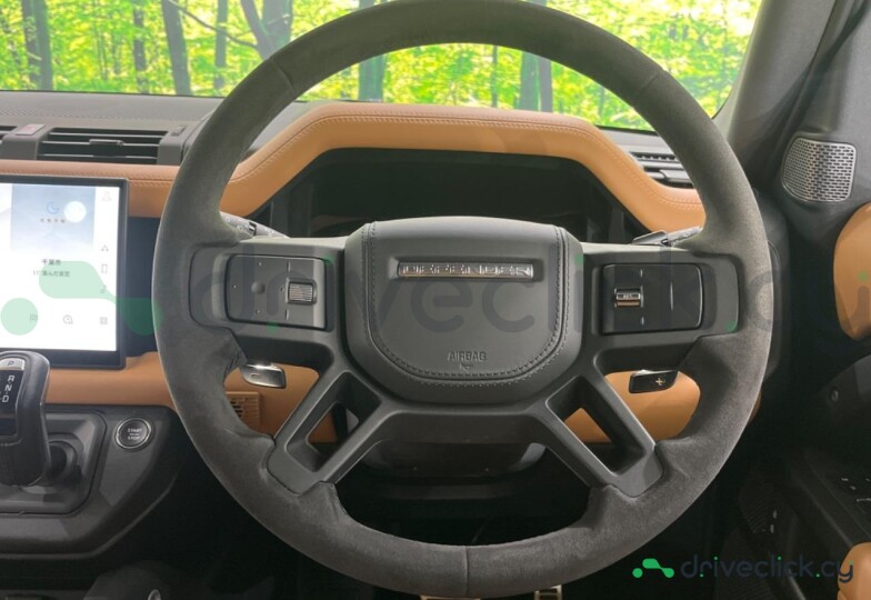 Land Rover Defender Black