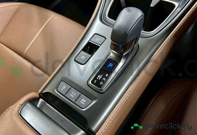 Lexus LBX Black