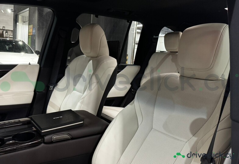 Lexus LX White