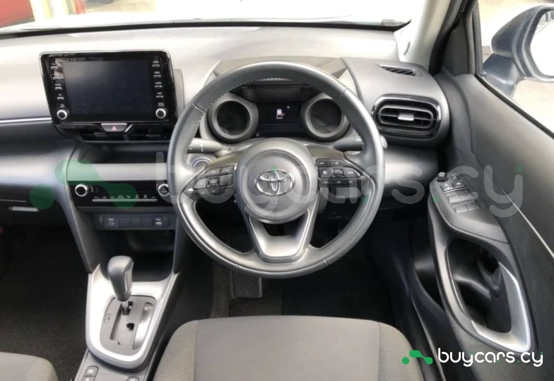 Toyota Yaris Cross Белый