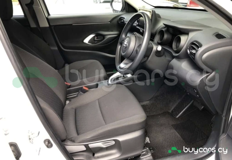 Toyota Yaris Cross Белый