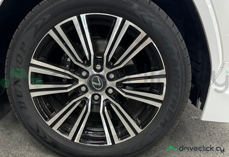 Lexus LX White