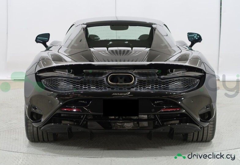 McLaren 750S Black
