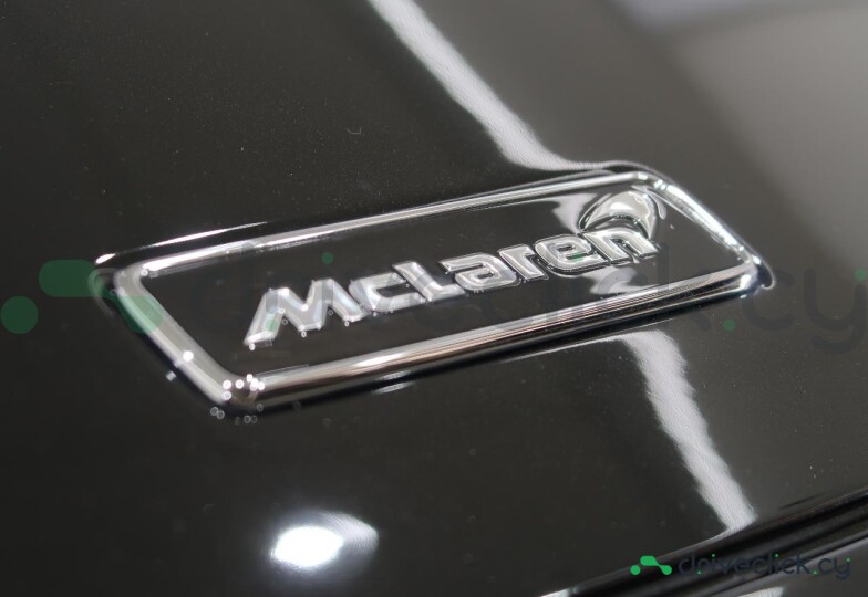 McLaren 750S Black