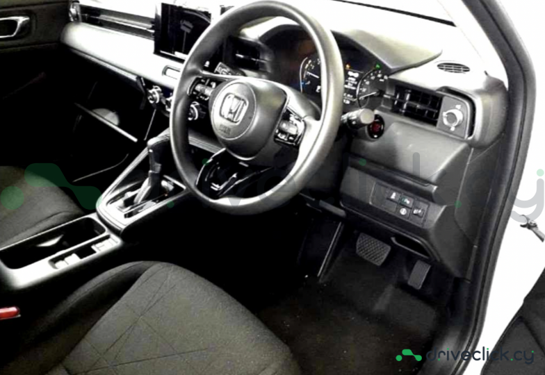 Honda Vezel White